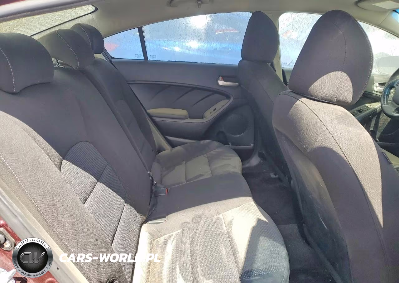 2017 Kia Forte Lx VIN:3KPFK4A79HE138100 - 10