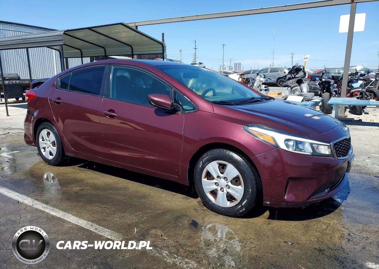 2017 Kia Forte Lx VIN:3KPFK4A79HE138100 - 4