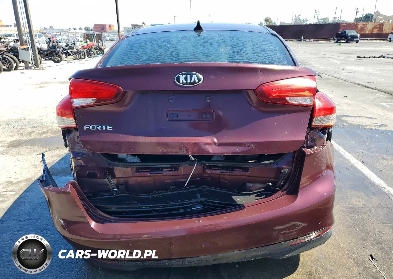 2017 Kia Forte Lx VIN:3KPFK4A79HE138100 - 6
