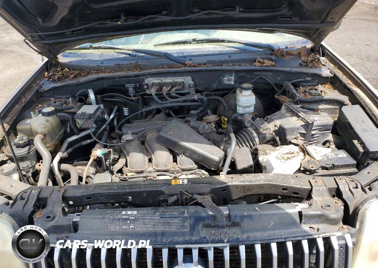 2007 Mercury Mariner Premier VIN:4M2CU97167KJ10032 - 12