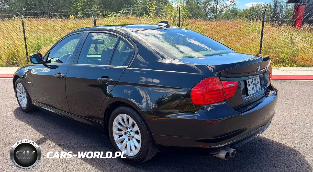 2009 BMW 328I VIN:WBAPH53549A437449 - 3