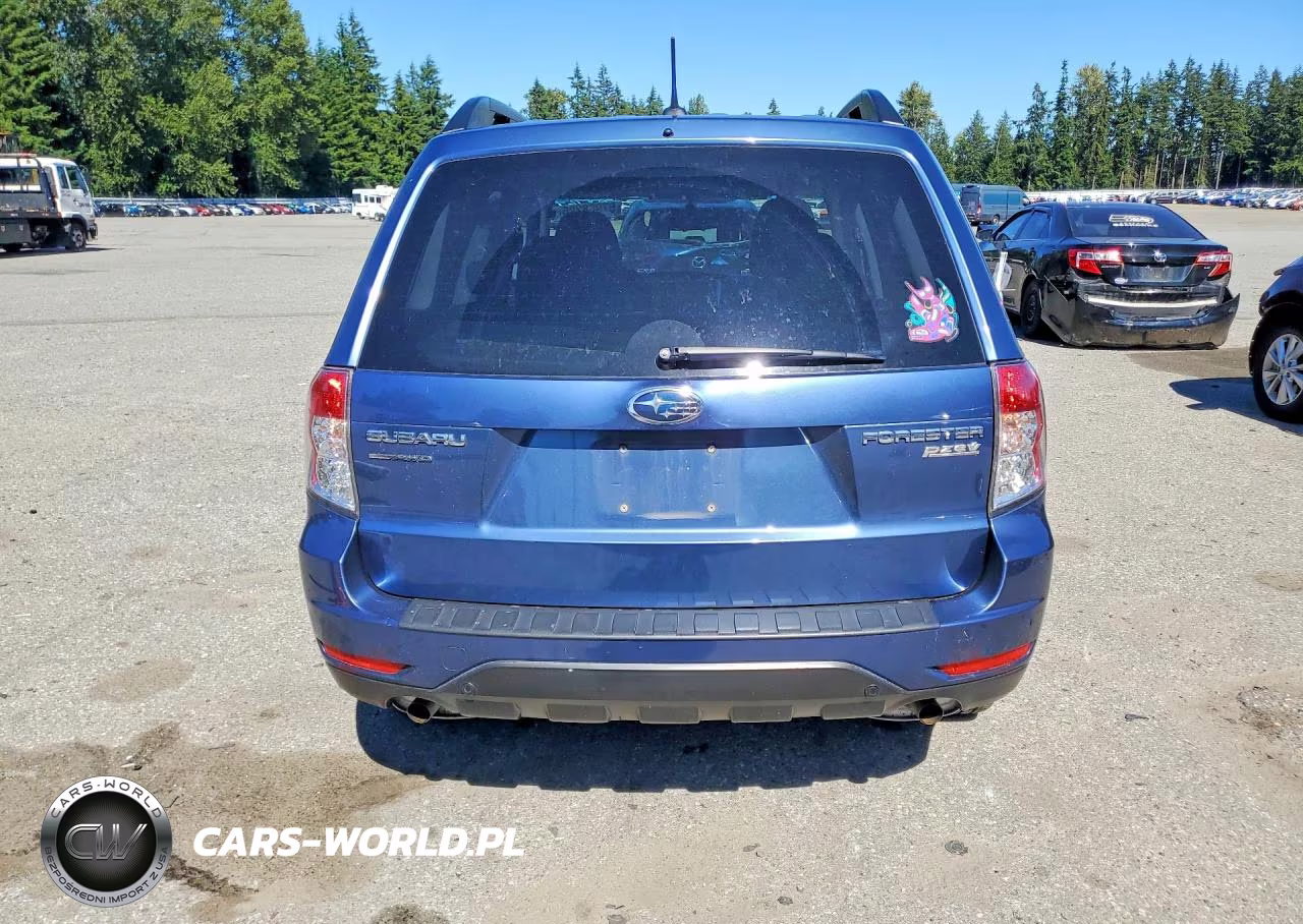 2012 Subaru Forester 2.5X Premium VIN:JF2SHADCXCH417872 - 6