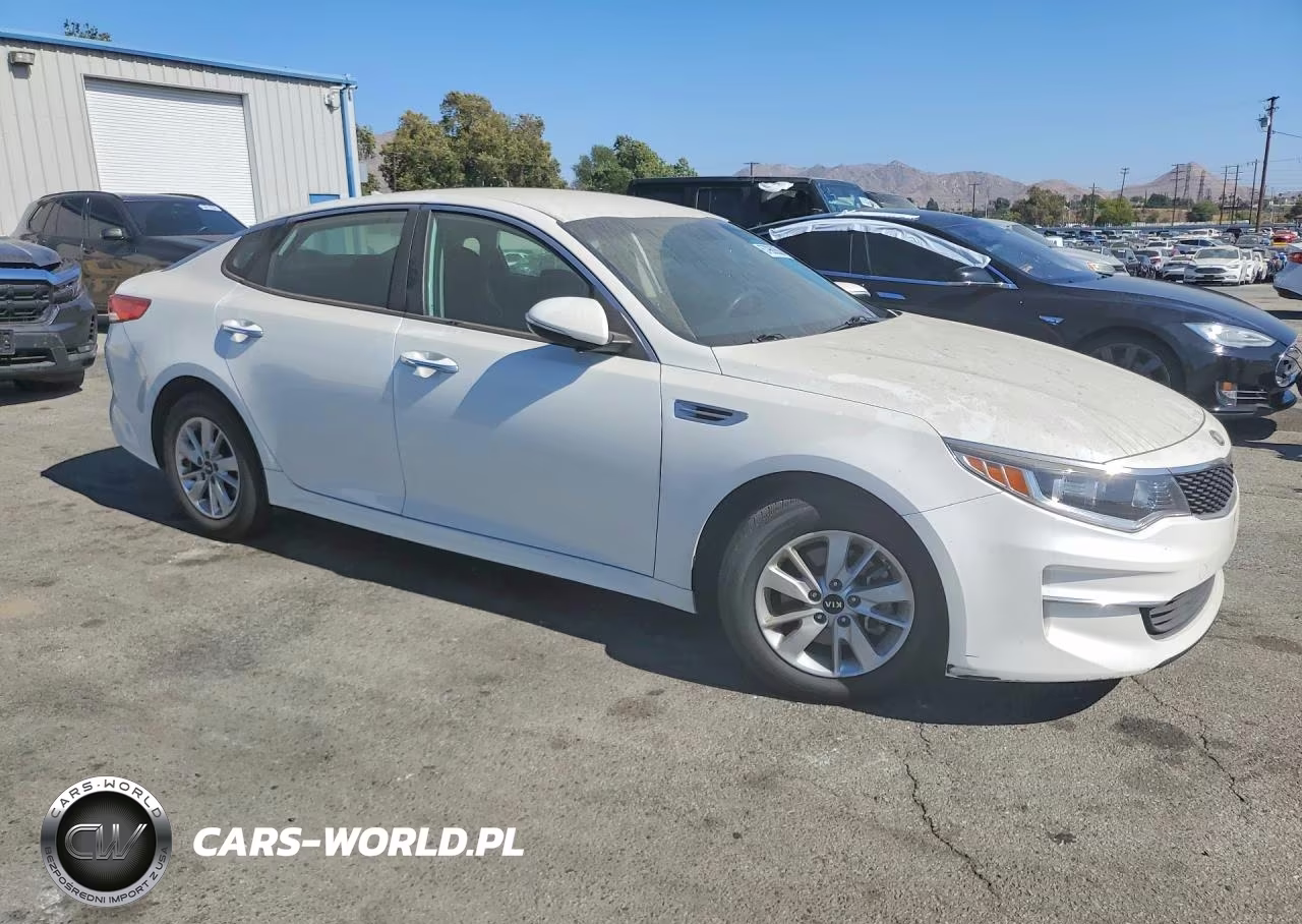 2016 Kia Optima Lx VIN:KNAGT4L32G5073805 - 4