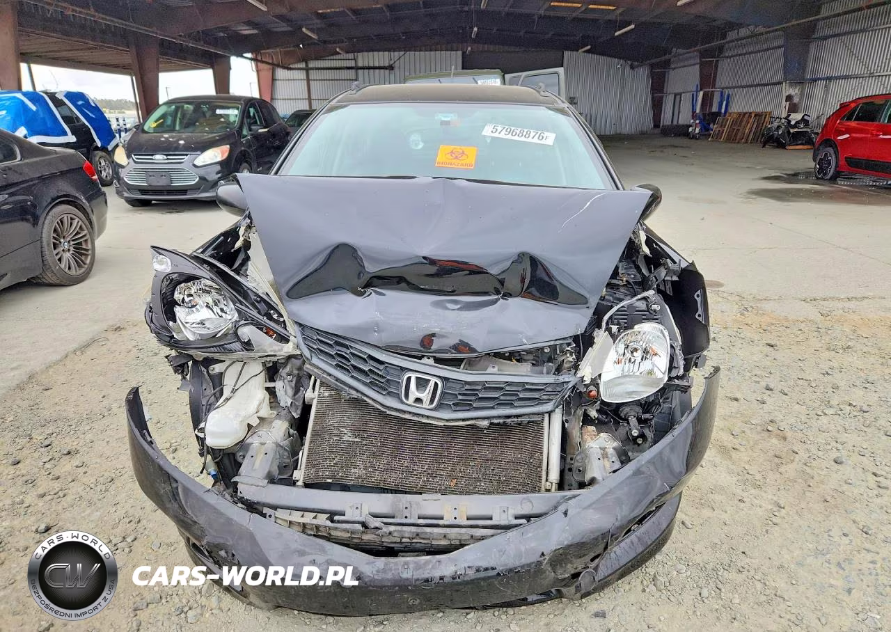 2013 Honda Fit Sport VIN:JHMGE8H59DC007353 - 5