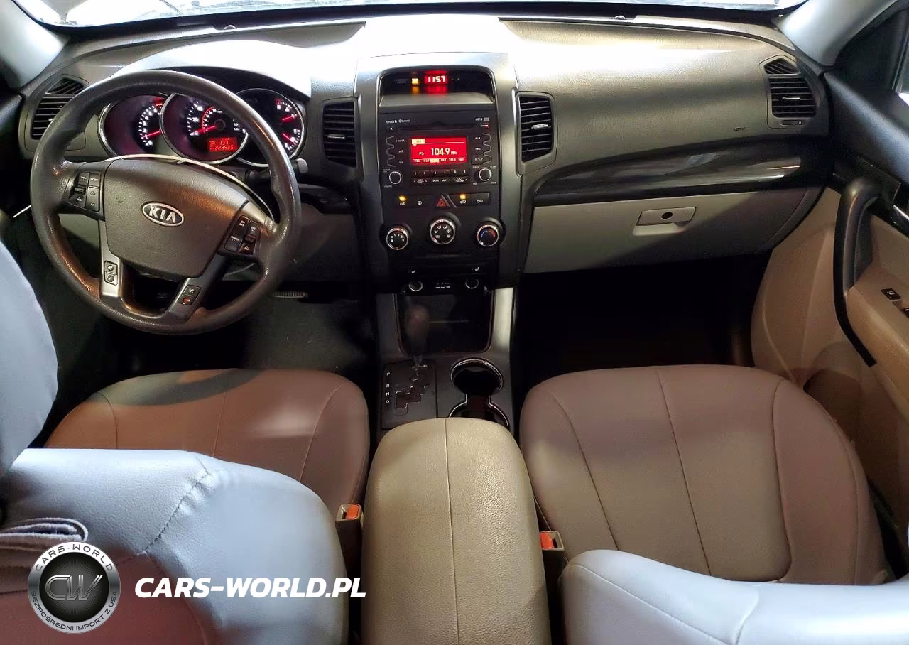 2011 Kia Sorento Lx VIN:5XYKTCA13BG034455 - 8