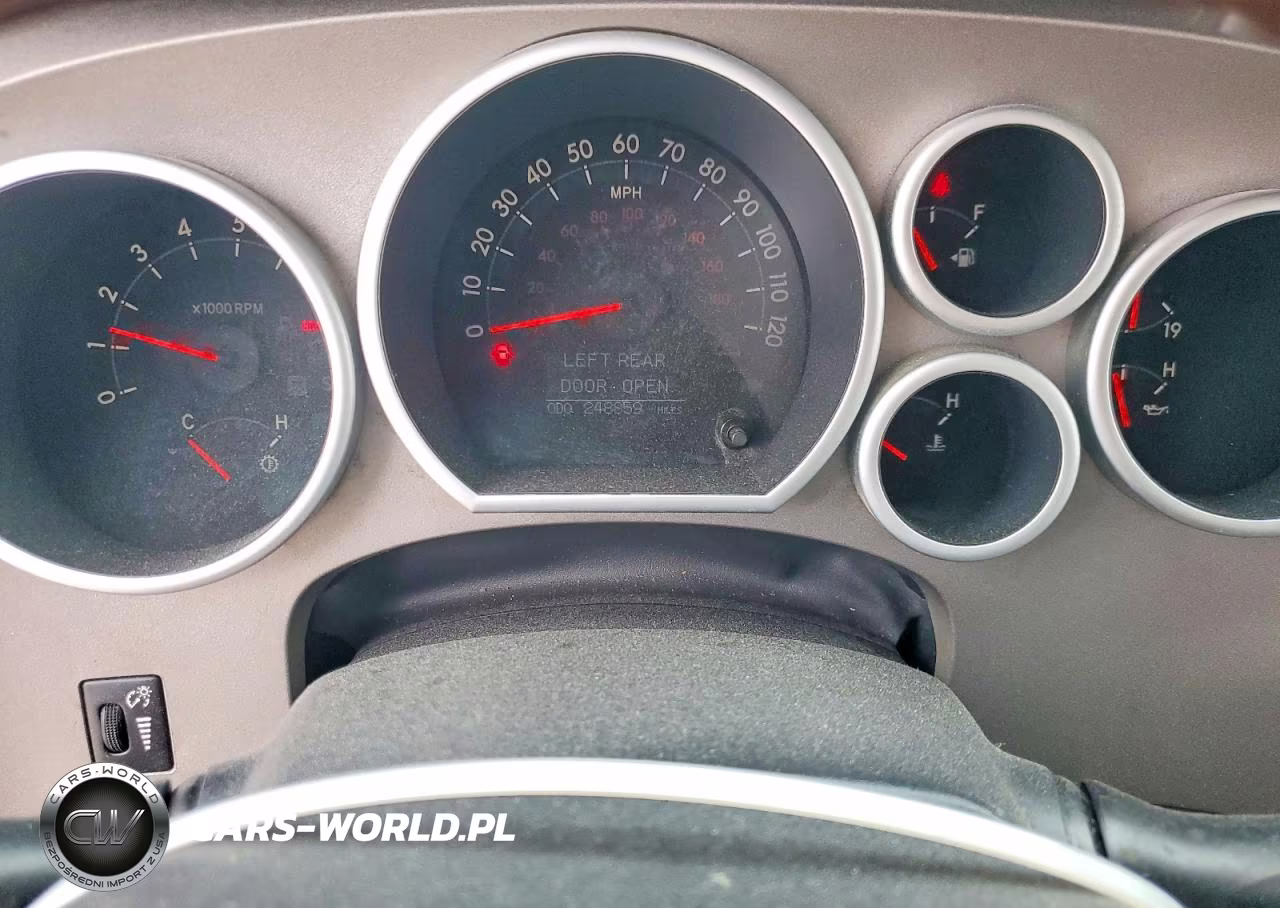 2010 Toyota Tundra Crewmax Limited VIN:5TFHW5F19AX135940 - 9