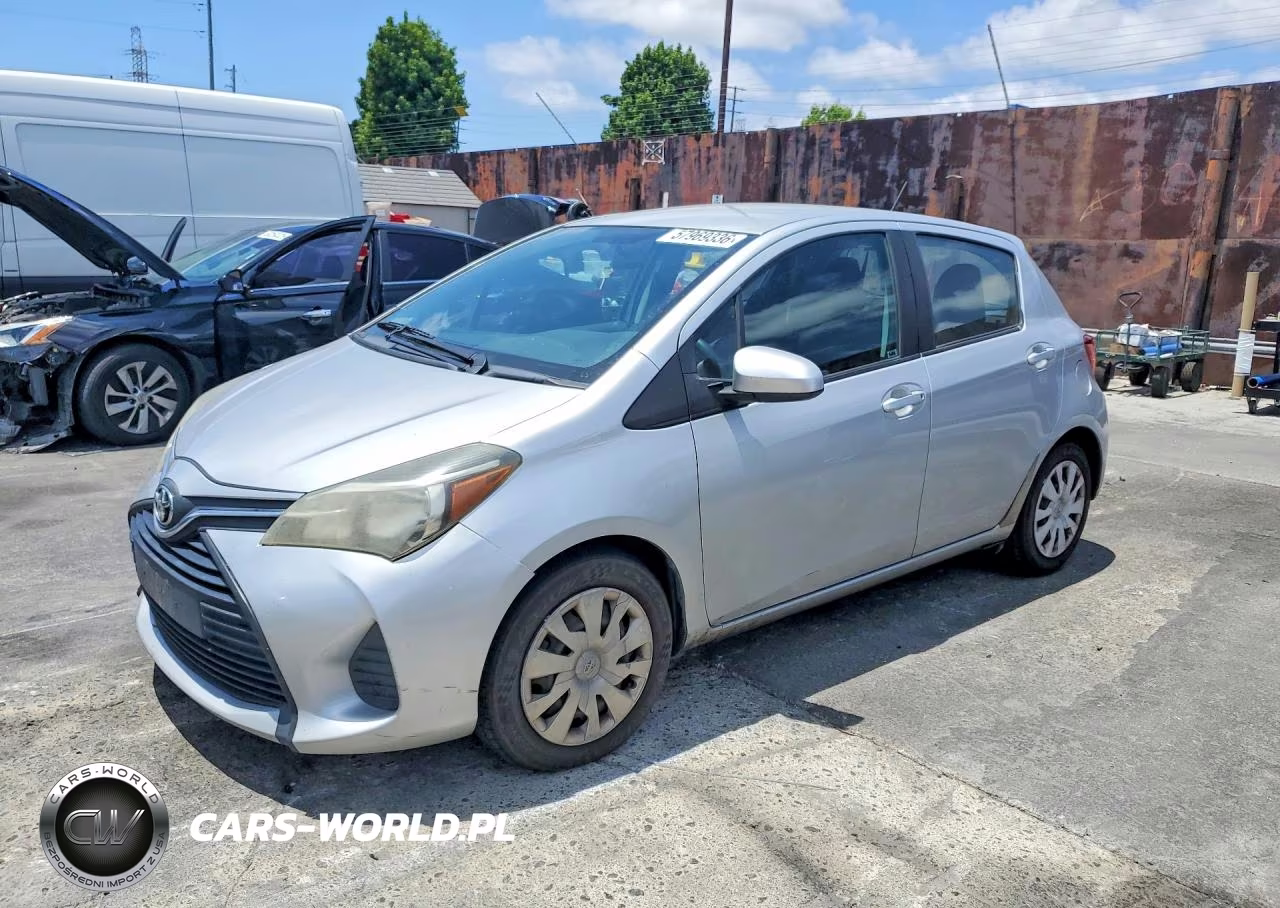 2015 Toyota Yaris 5-Door L