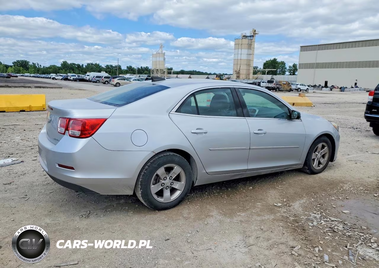 2015 Chevrolet Malibu Ls VIN:1G11B5SL5FF195062 - 3