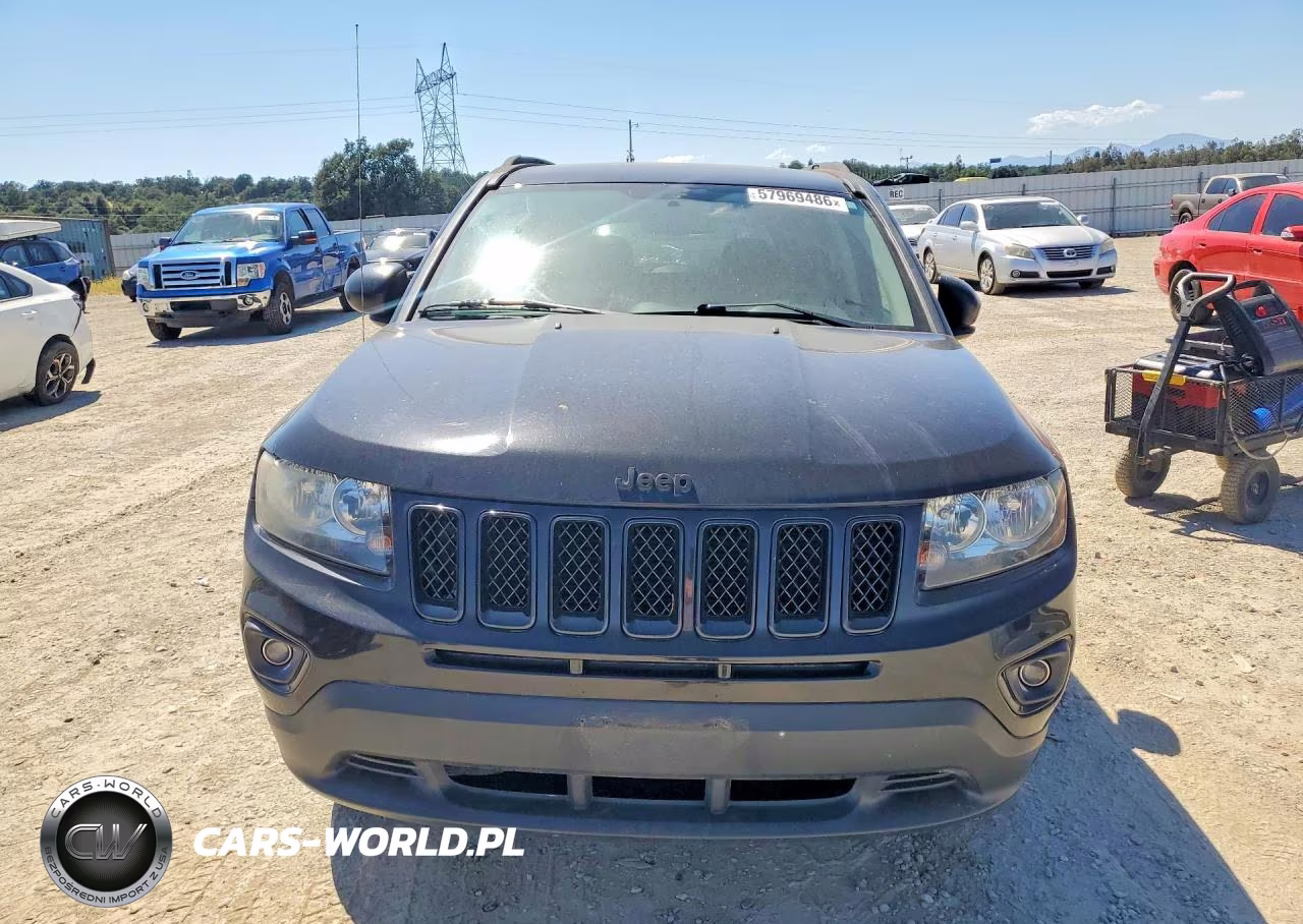 2014 Jeep Compass Sport VIN:1C4NJCBA1ED764322 - 5
