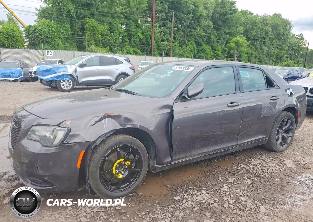 2021 Chrysler 300 S – zdjęcie 1 z 12