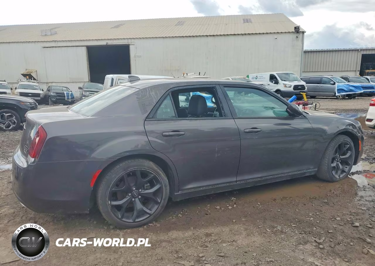 2021 Chrysler 300 S VIN:2C3CCABG7MH537068 - 3