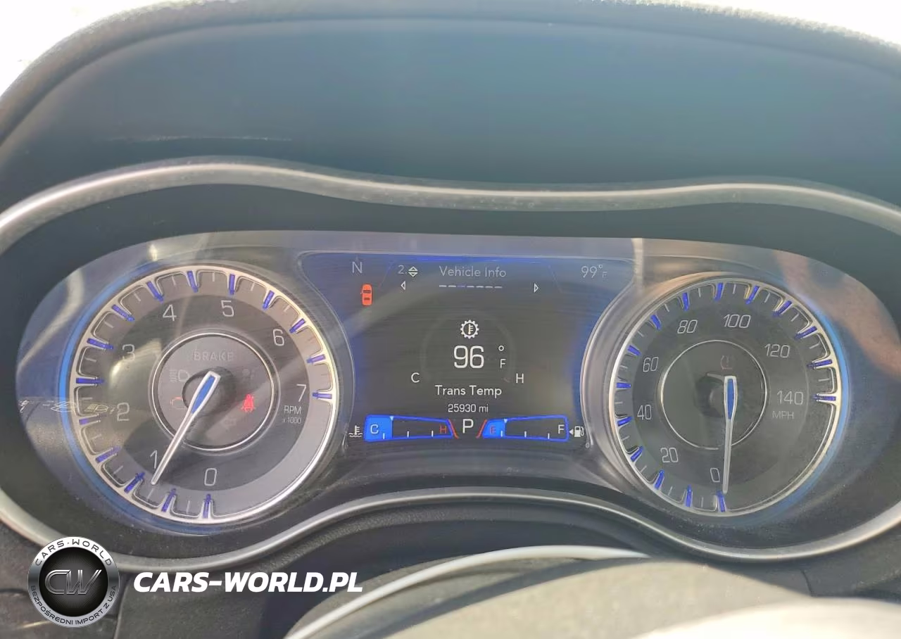 2021 Chrysler 300 S VIN:2C3CCABG7MH537068 - 9