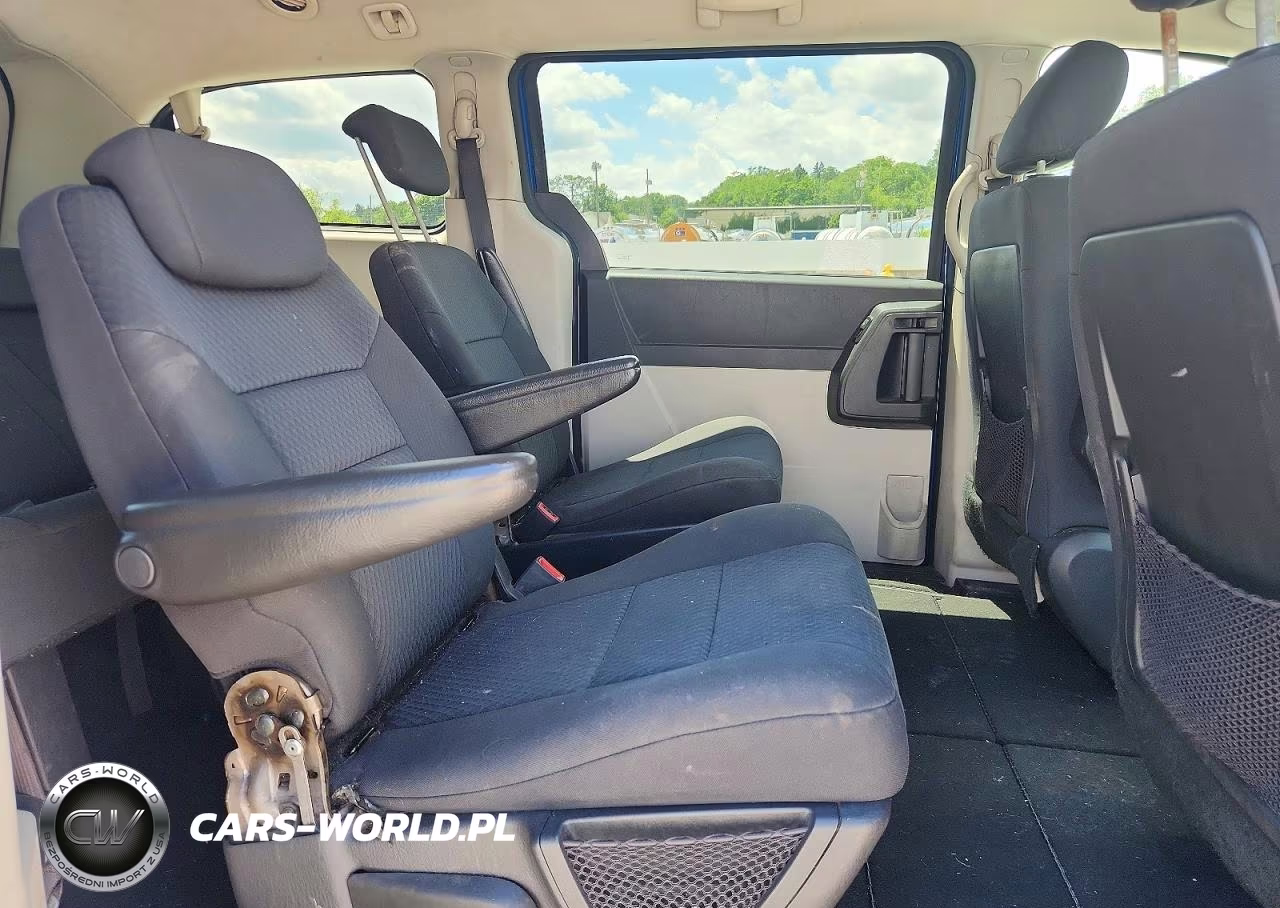 2010 Dodge Grand Caravan Se VIN:2D4RN4DE2AR108085 - 11