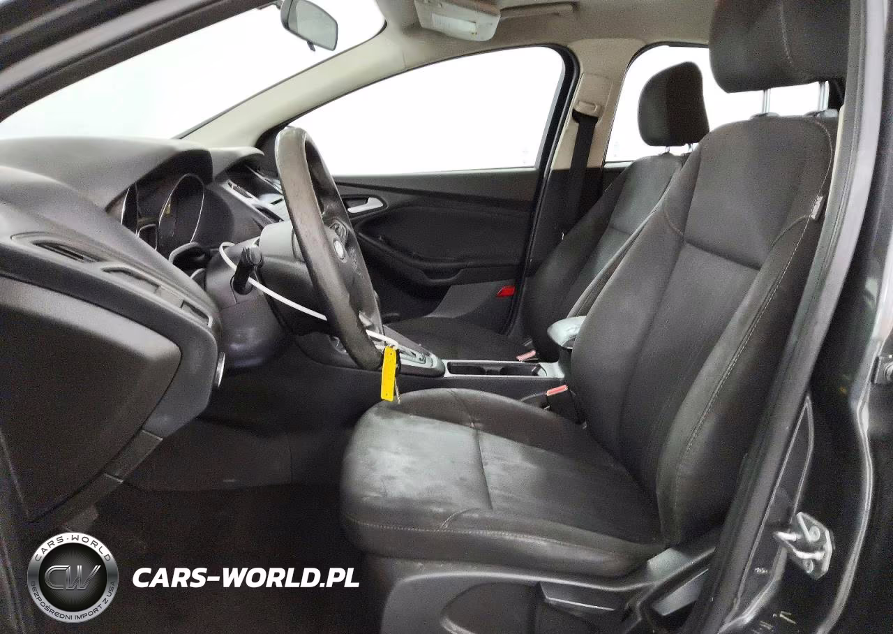 2017 Ford Focus Se VIN:1FADP3K20HL232952 - 7
