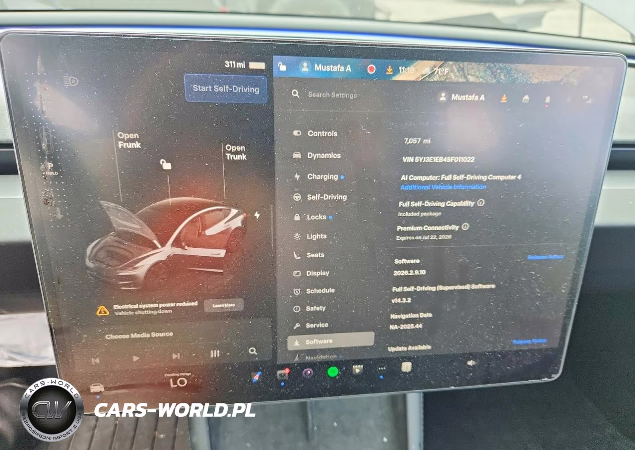 2025 Tesla Model 3 VIN:5YJ3E1EB4SF011022 - 9