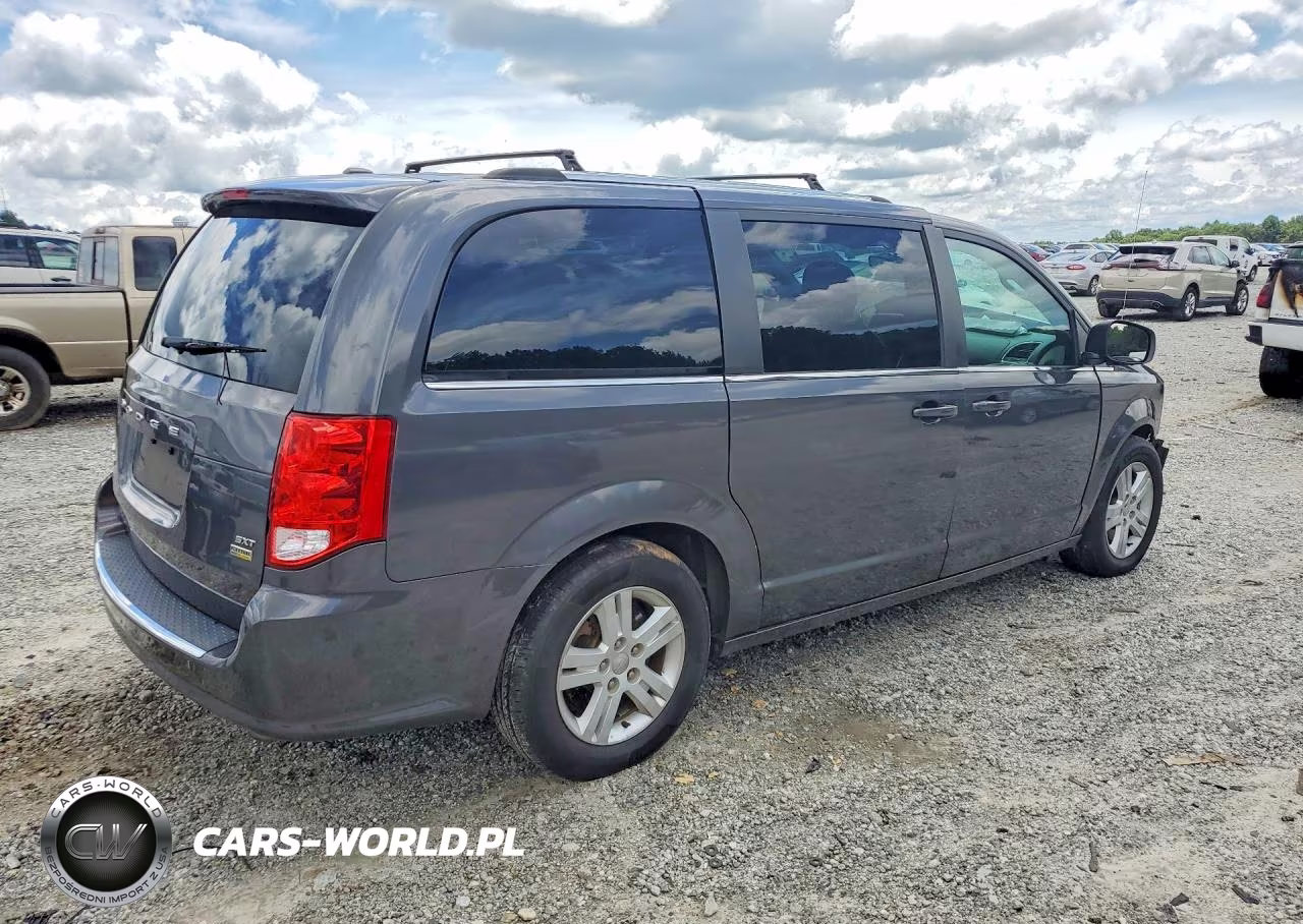 2018 Dodge Grand Caravan Sxt VIN:2C4RDGCG7JR249710 - 3