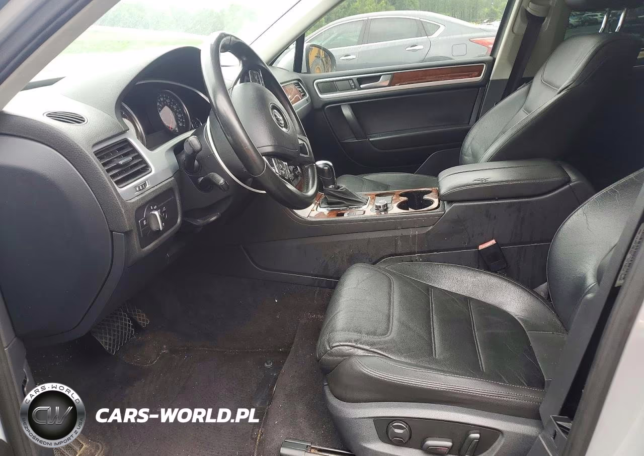 2013 Volkswagen Touareg V6 VIN:WVGEF9BPXDD002464 - 7