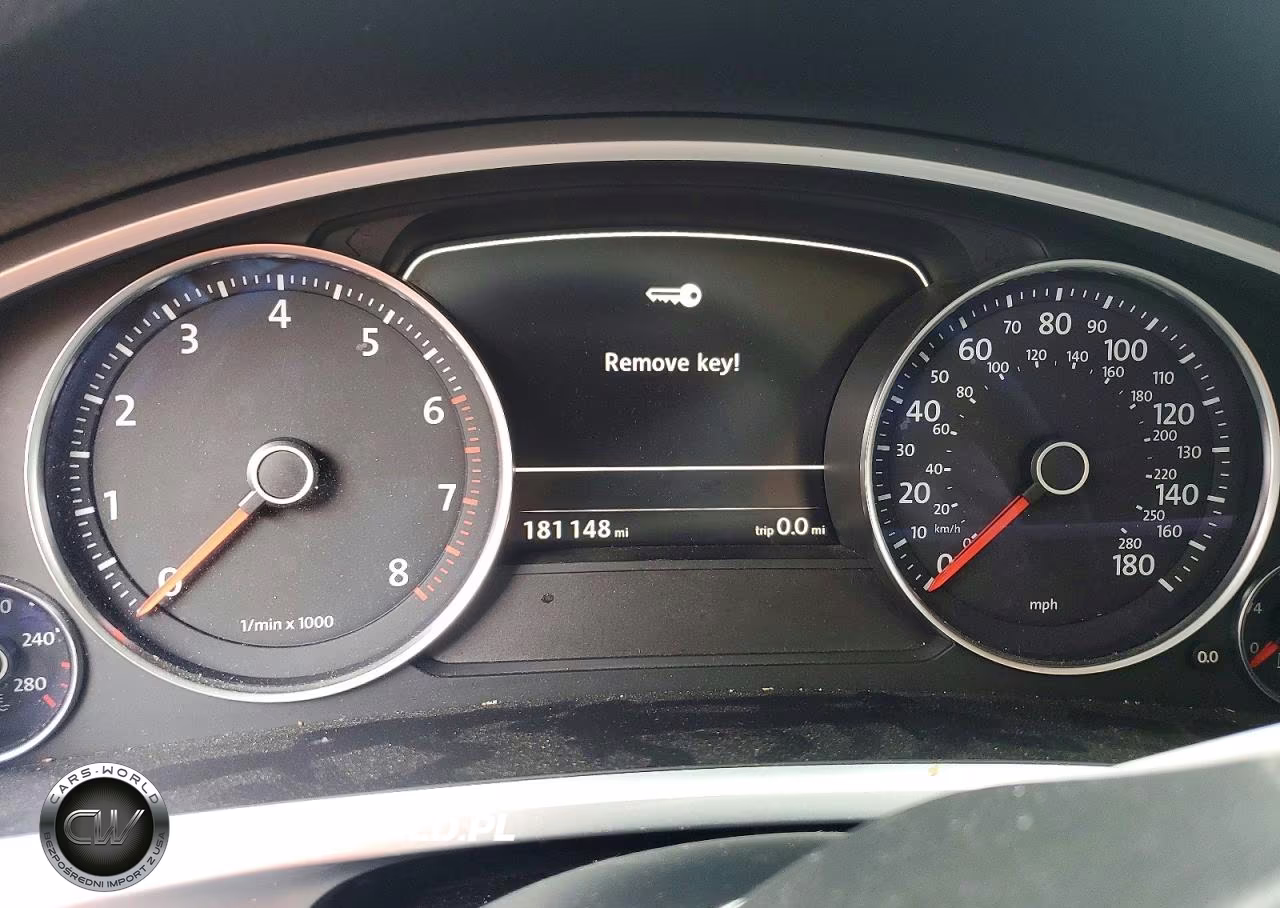 2013 Volkswagen Touareg V6 VIN:WVGEF9BPXDD002464 - 9