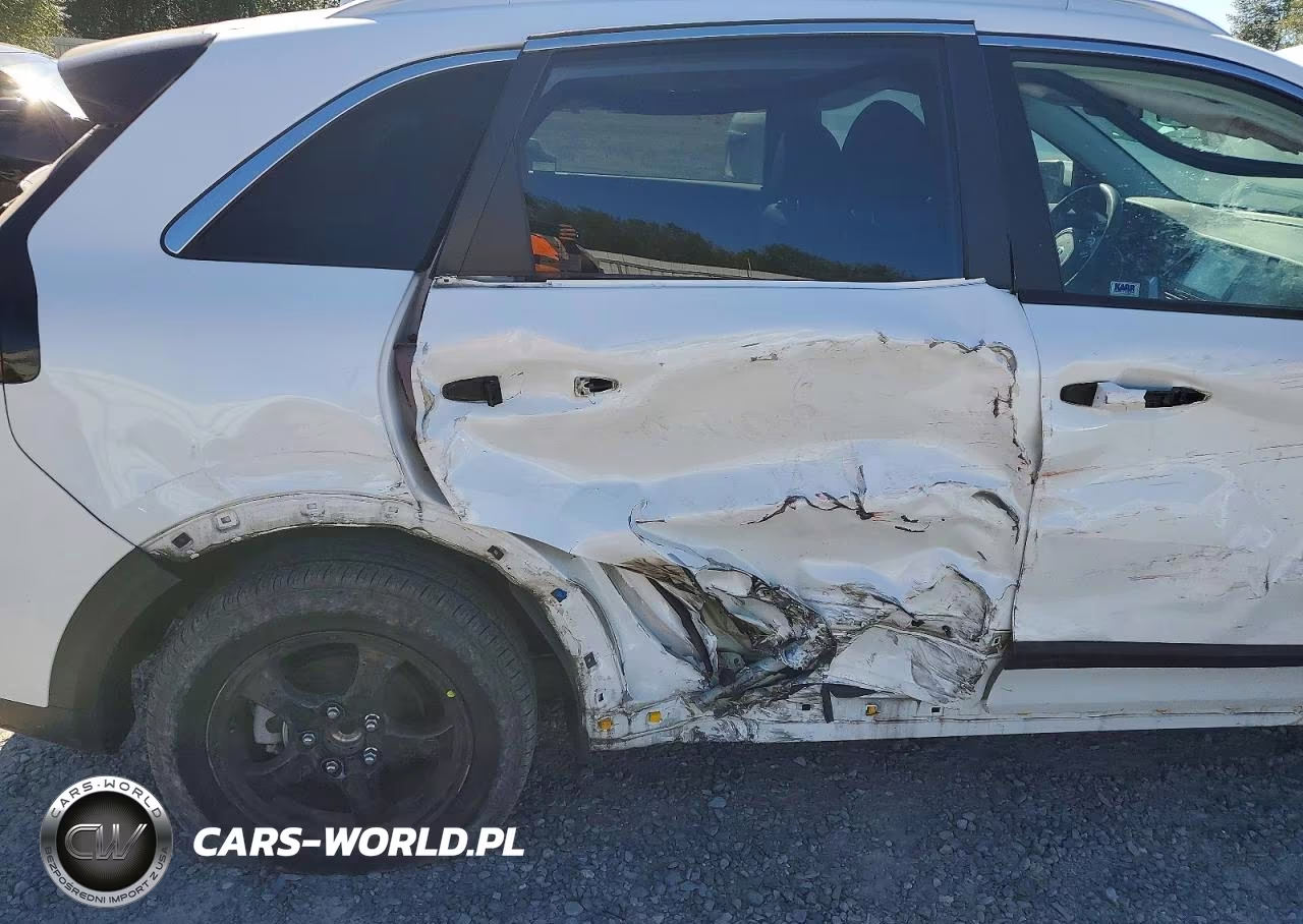 2020 Kia Niro Lx VIN:KNDCB3LC0L5368524 - 11