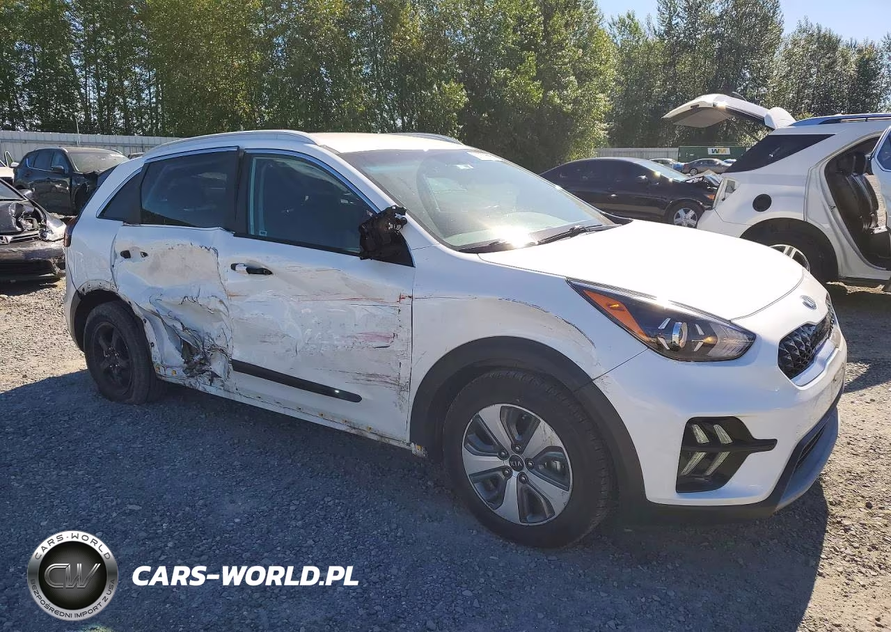 2020 Kia Niro Lx VIN:KNDCB3LC0L5368524 - 4