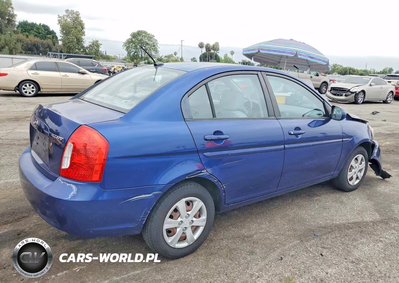 2010 Hyundai Accent Gls VIN:KMHCN4AC4AU492116 - 3