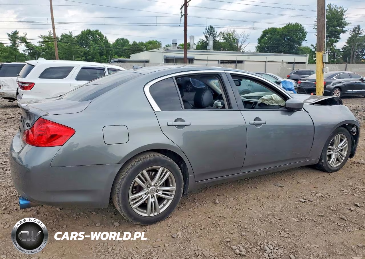 2015 Infiniti Q40 Base VIN:JN1CV6AR1FM651348 - 3