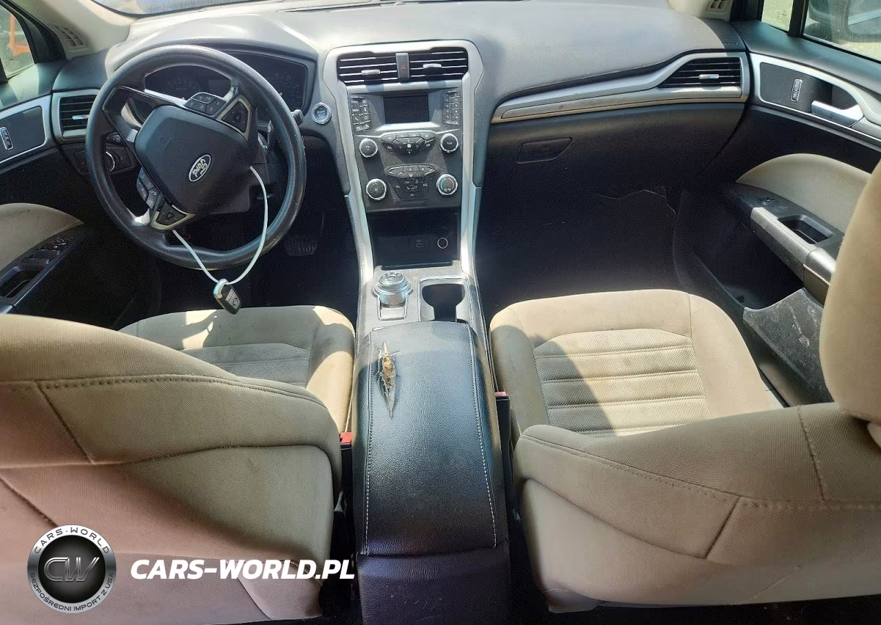 2020 Ford Fusion S VIN:3FA6P0G76LR180944 - 8