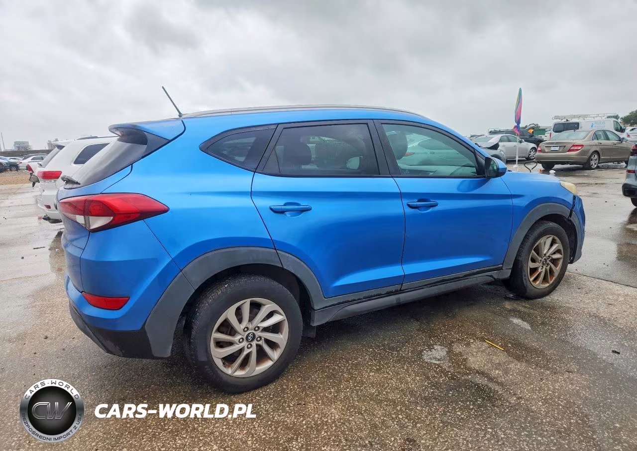 2016 Hyundai Tucson Se VIN:KM8J33A47GU062346 - 3