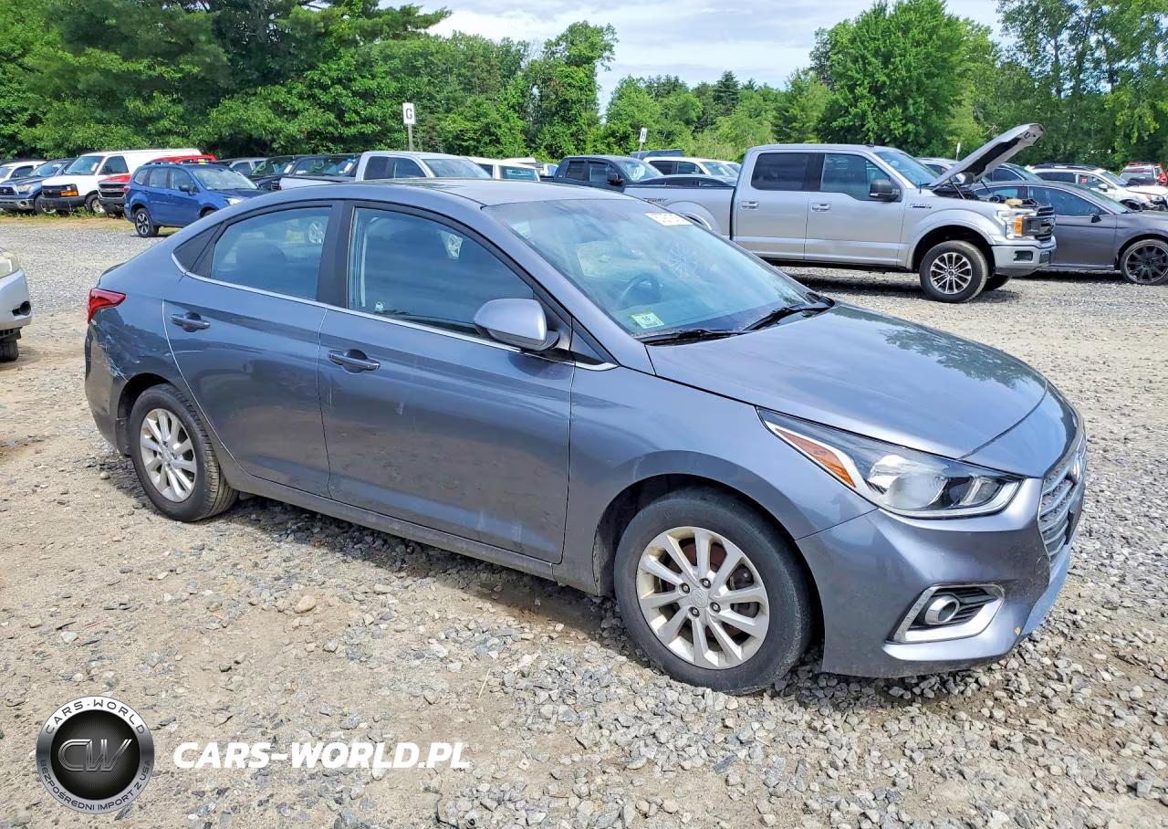 2019 Hyundai Accent Sel VIN:3KPC24A32KE071105 - 4