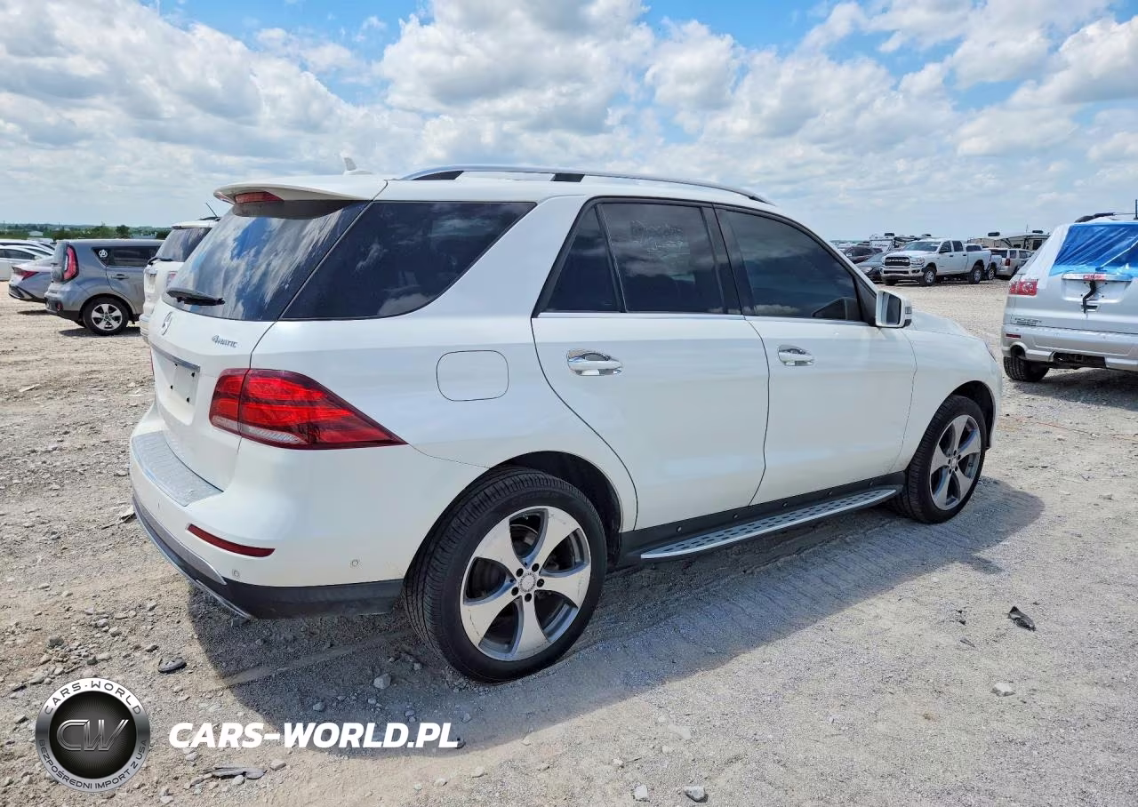 2017 Mercedes-Benz Gle 350 4Matic VIN:4JGDA5HB2HA818896 - 3