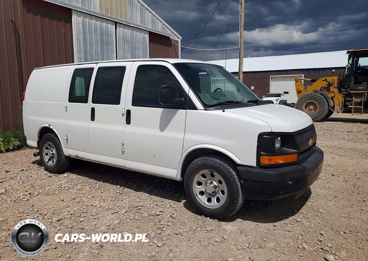 2014 Chevrolet Express G1500 VIN:1GCSHAF45E1138202 - 4