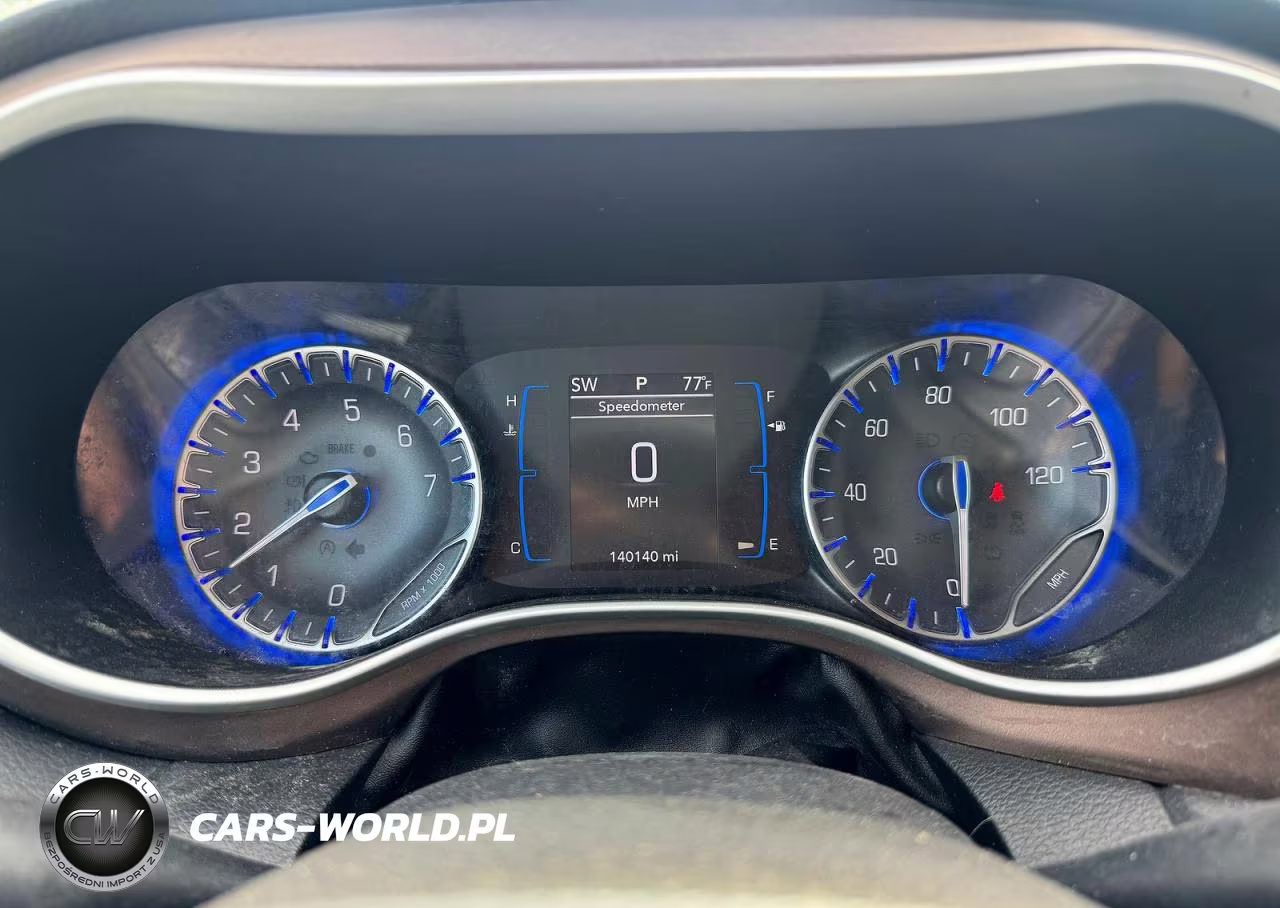 2017 Chrysler Pacifica Touring L VIN:2C4RC1BG8HR803588 - 8