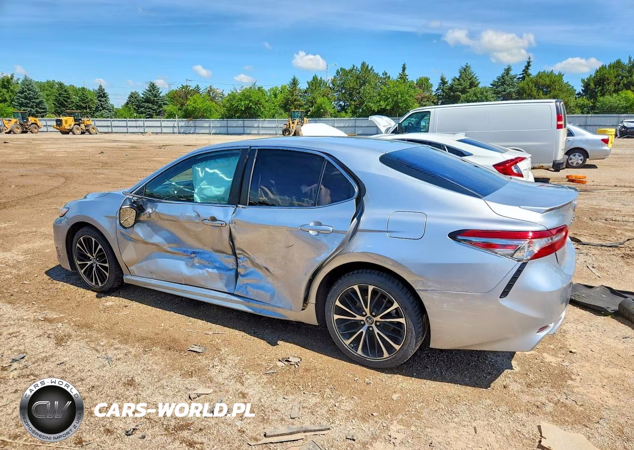 2018 Toyota Camry Se VIN:4T1B11HK1JU545597 - 2