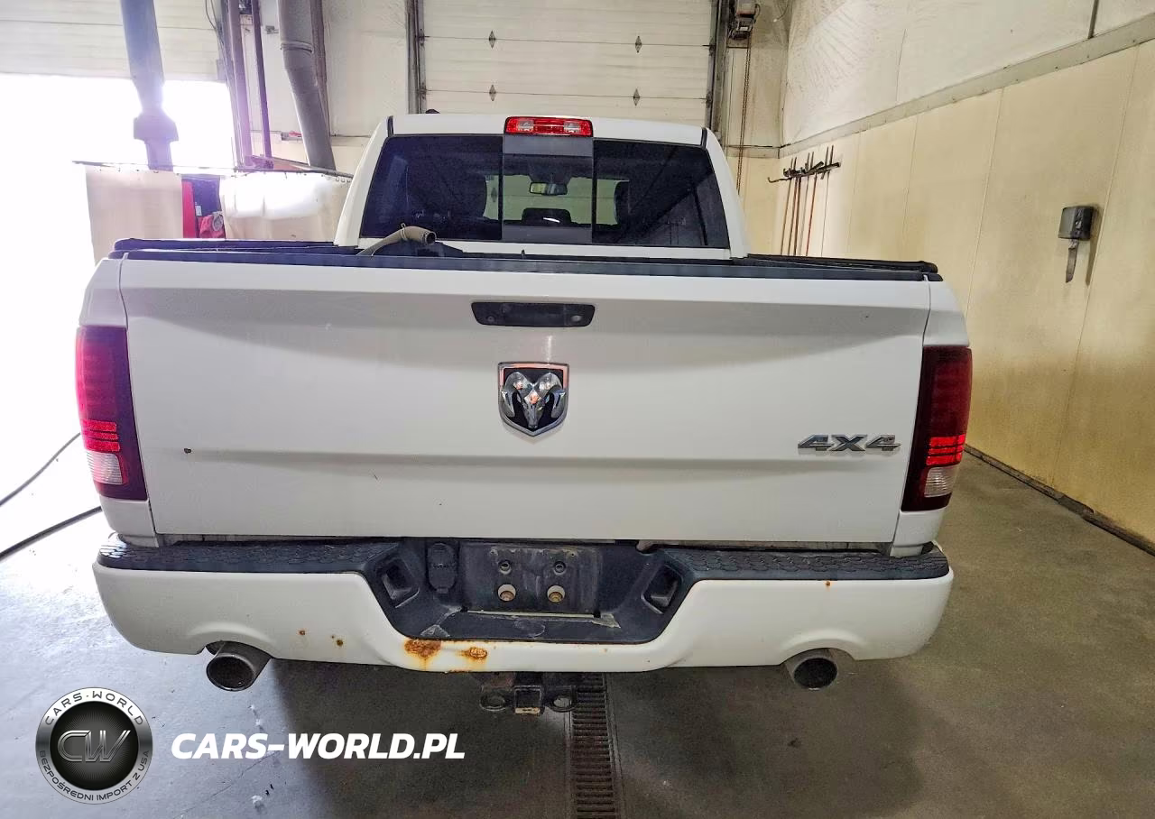 2017 Ram 1500 Sport VIN:1C6RR7MT1HS515218 - 6