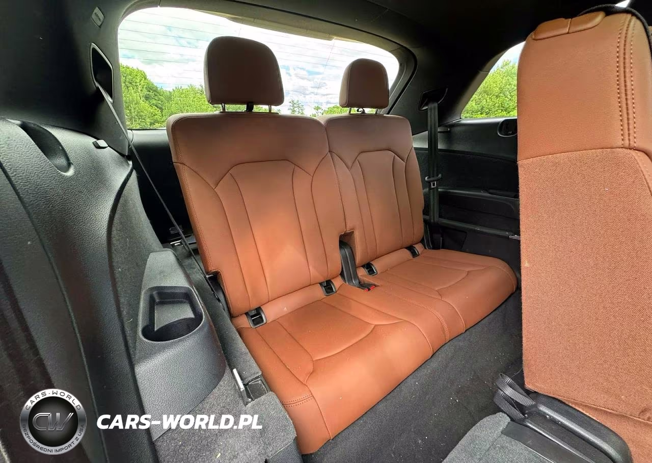 2021 Audi Q7 Premium VIN:WA1AJAF7XMD018736 - 12