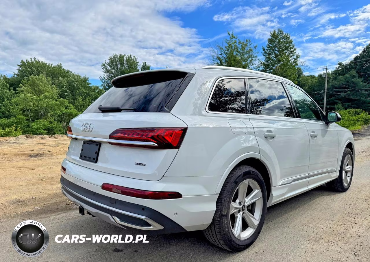 2021 Audi Q7 Premium VIN:WA1AJAF7XMD018736 - 4