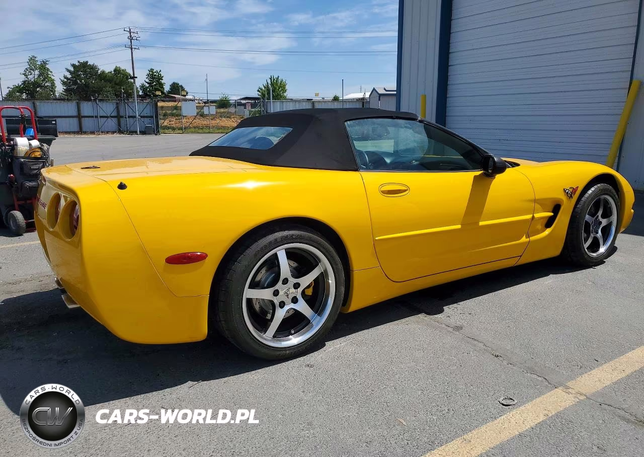 2000 Chevrolet Corvette VIN:1G1YY32G9Y5113685 - 3