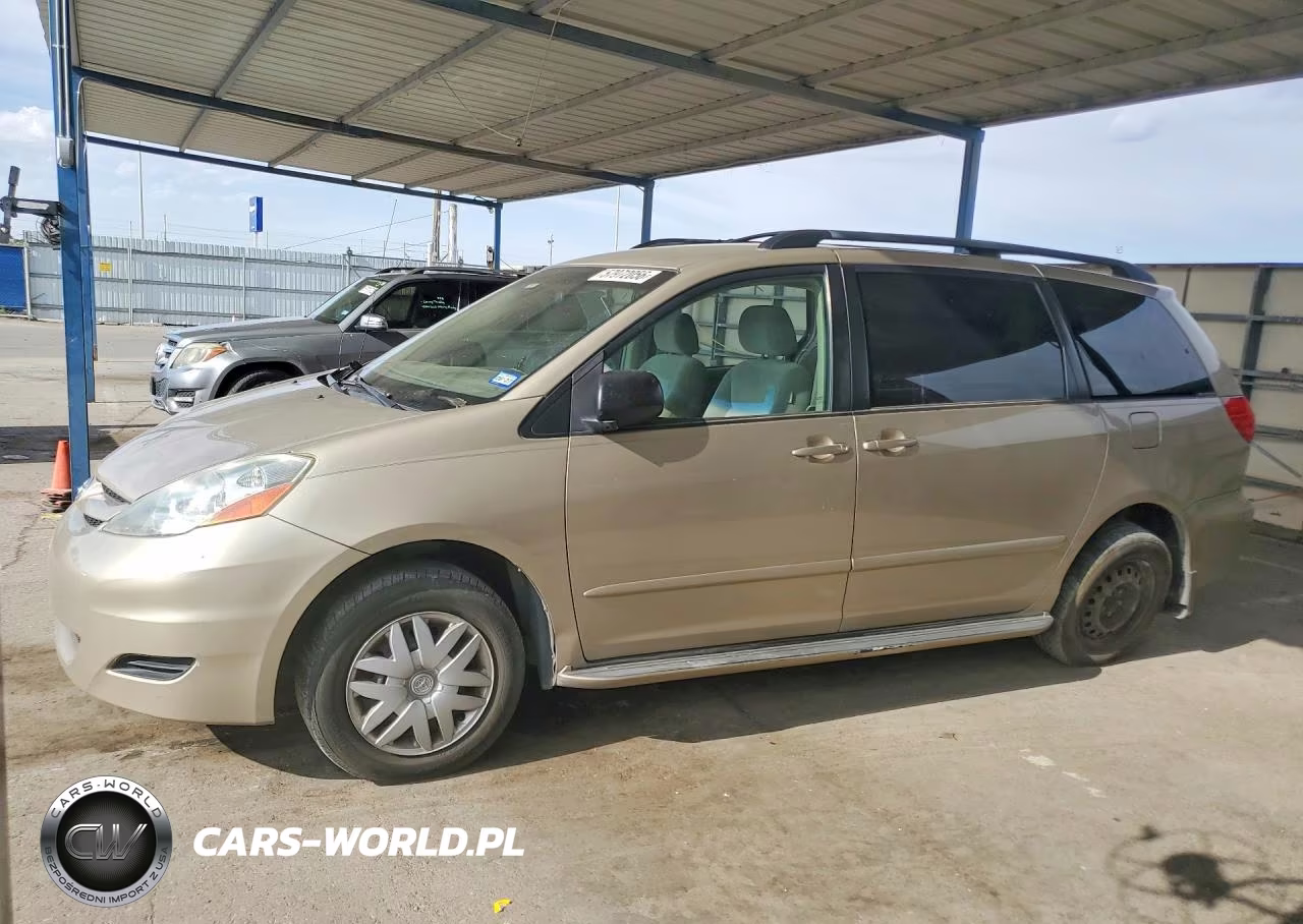 2006 Toyota Sienna Le 7 Passenger