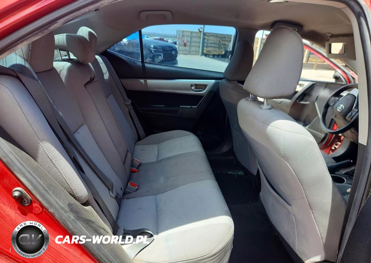 2016 Toyota Corolla Le VIN:5YFBURHE2GP479586 - 10