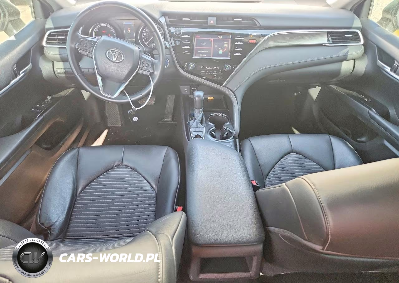 2018 Toyota Camry Hybrid Se VIN:4T1B21HK0JU003341 - 8