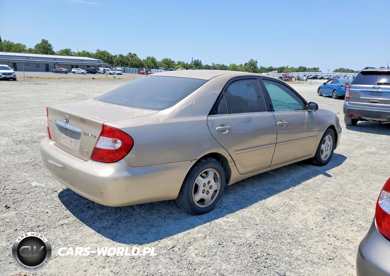 2002 Toyota Camry Le VIN:4T1BF32K42U026454 - 3