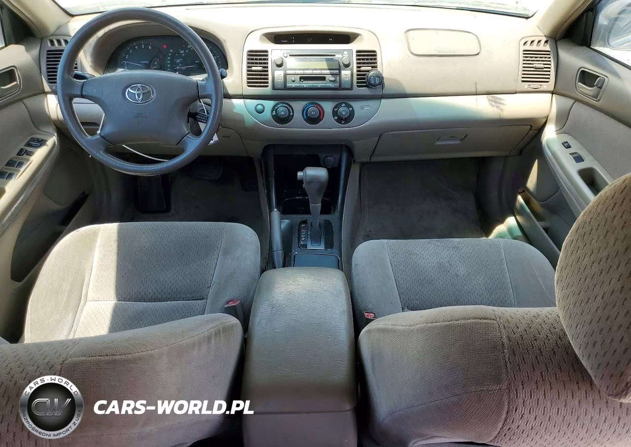 2002 Toyota Camry Le VIN:4T1BF32K42U026454 - 8