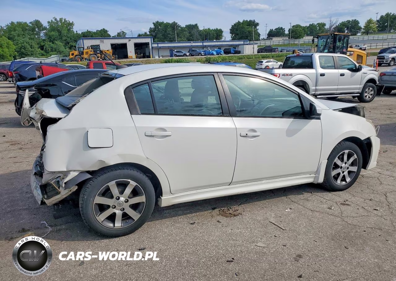 2012 Nissan Sentra 2.0 VIN:3N1AB6AP9CL702261 - 3