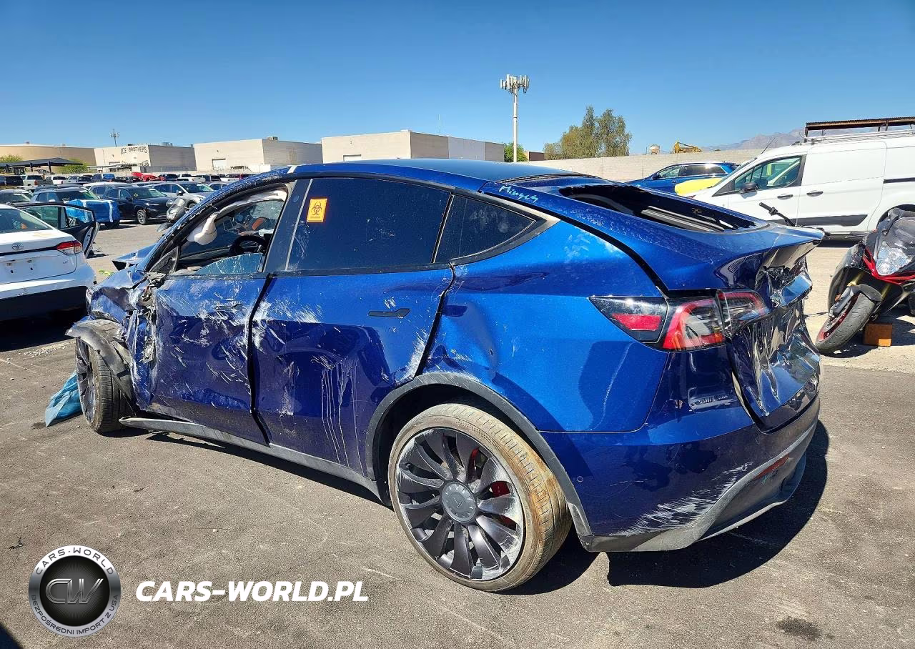 2022 Tesla Model Y VIN:7SAYGDEF4NF407088 - 2