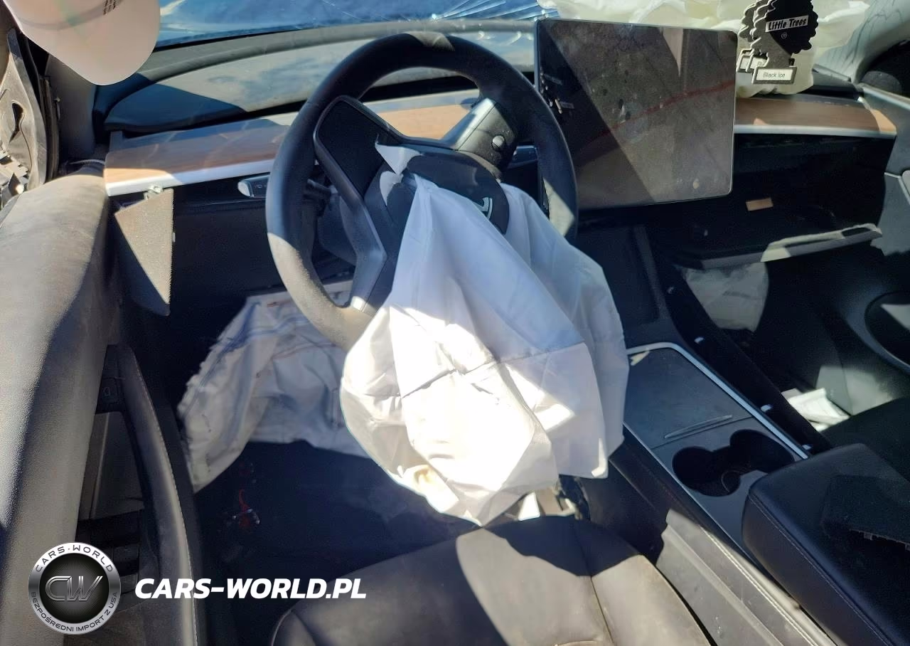 2022 Tesla Model Y VIN:7SAYGDEF4NF407088 - 8