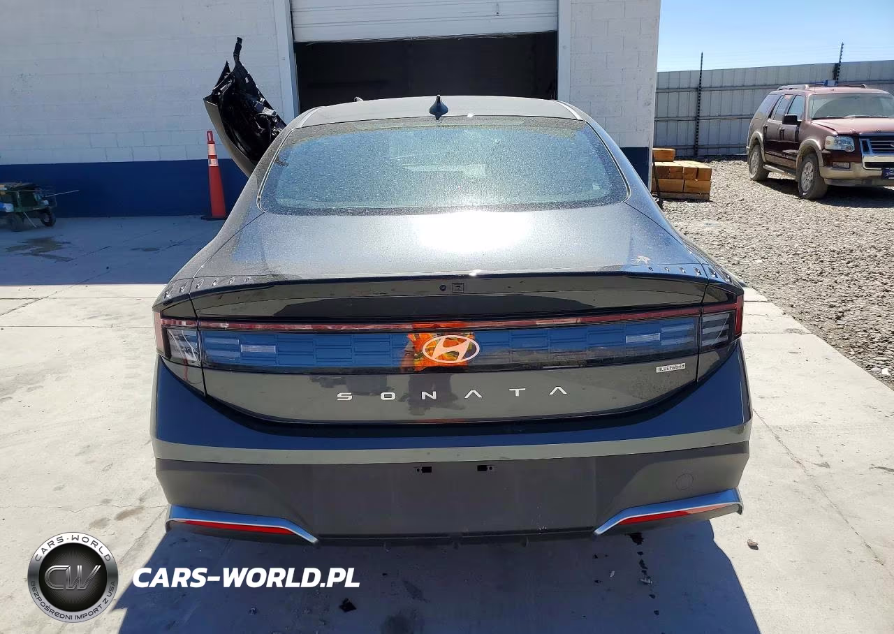 2026 Hyundai Sonata Hybrid Blue VIN:KMHL24JJ4TA165646 - 6
