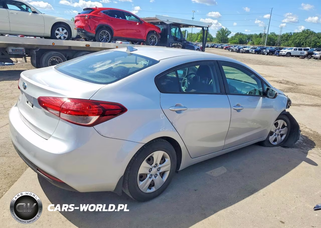 2017 Kia Forte Lx VIN:3KPFK4A74HE029365 - 3