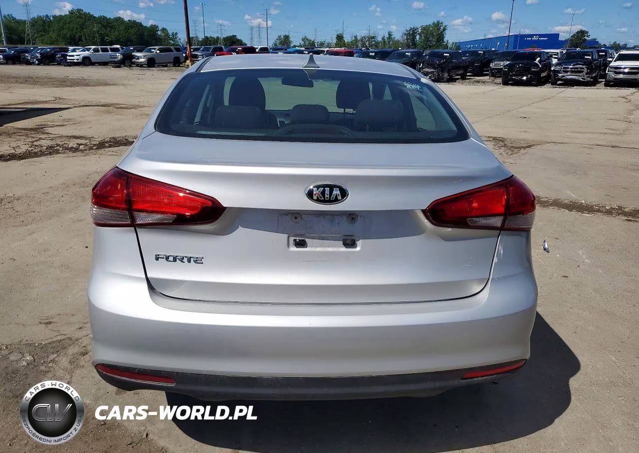 2017 Kia Forte Lx VIN:3KPFK4A74HE029365 - 6