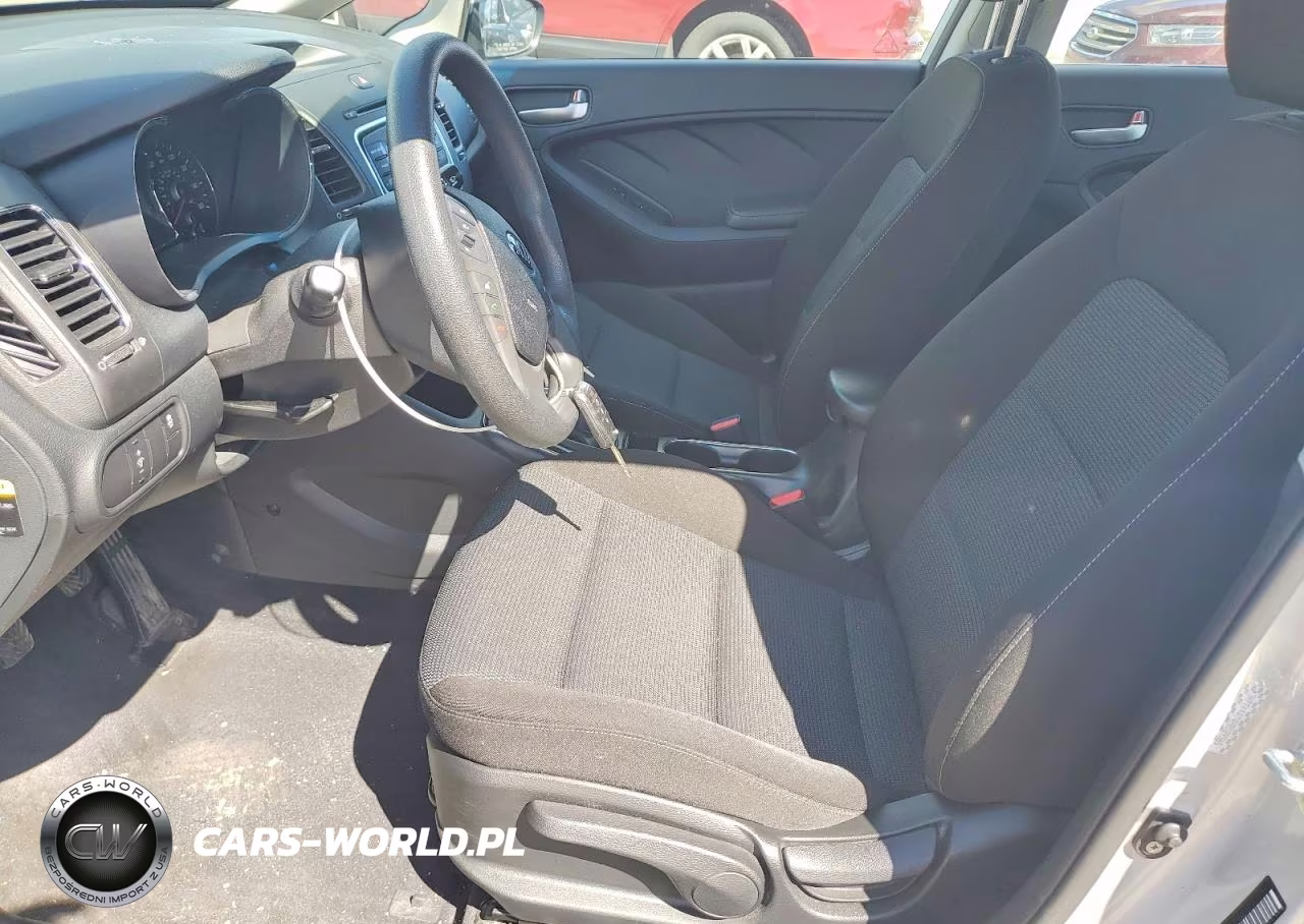 2017 Kia Forte Lx VIN:3KPFK4A74HE029365 - 7