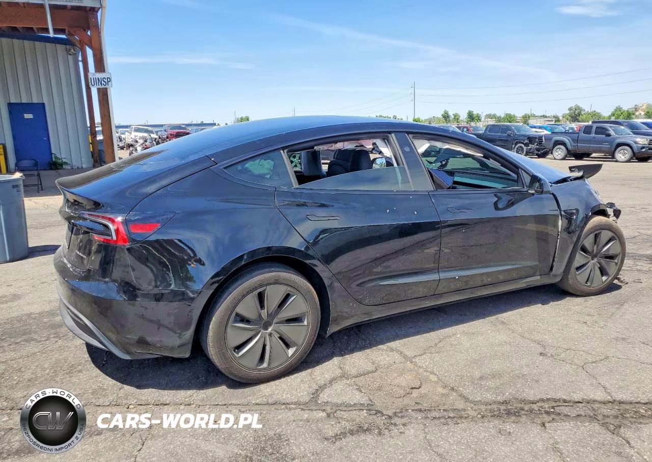 2024 Tesla Model 3 VIN:5YJ3E1EB5RF834178 - 3